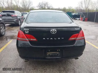 2008 Toyota Avalon XL with VIN 4T1BK36BX8U285318, listed as a IAAI auction lot 41952693 with 211,360 mi miles. Bid and sale history available at carsss.com. Image 17.