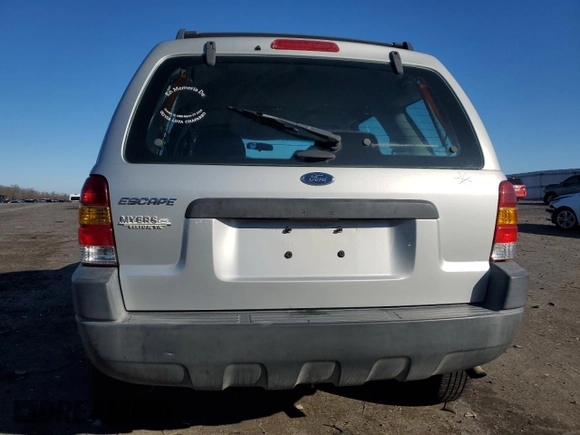 2004 Ford Escape XLS with VIN 1FMYU92124KA89643, listed as a Copart auction lot 84162924 with 177,930 mi miles and Clean Title. Bid and sale history available at DreamBid. Image 6.
