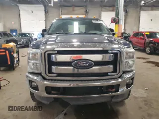 2013 Ford F-250 XL with VIN 1FT7W2B64DEB25764, listed as a Copart auction lot 60490365 with 240,846 mi miles and Salvage title. Bid and sale history available at DreamBid. Image 5.