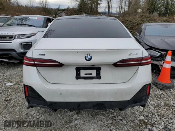 2024 BMW 5 Series 530i xDrive with VIN WBA53FJ09RCS43460, listed as a Copart auction lot 48102915 with 0 mi miles and Clean Title. Bid and sale history available at carsss.com. Image 6.