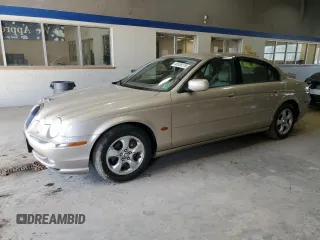 2000 Jaguar S-Type V6 z VIN SAJDA01C0YFL48589, wystawiony jako Copart lot #46538215 z przebiegiem 99 755 mil mil oraz Szkoda całkowita • Salvage title. Historia ofert i sprzedaży dostępna na DreamBid. Obrazek 1.