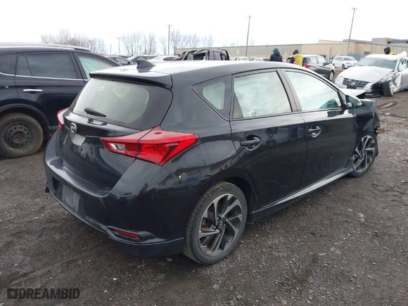 2016 Scion iM with VIN JTNKARJE5GJ520926, listed as a IAAI auction lot 41920926 with 114,050 mi miles. Bid and sale history available at carsss.com. Image 4.