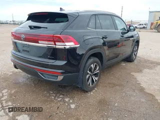 2024 Volkswagen Atlas SE с VIN 1V2LE2CA4RC229547, выставлен на аукционе IAAI как лот 42062372 с пробегом 12 237 миль миль и . История ставок и продаж доступна на DreamBid. Изображение 4.