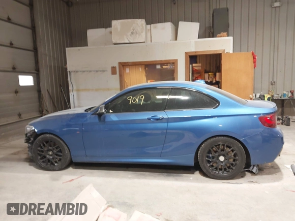 2014 BMW 2 Series M235i with VIN WBA1J7C59EV253309, listed as a IAAI auction lot 41509019 with 63,782 mi miles and . Bid and sale history available at carsss.com. Image 13.