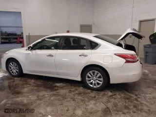 2013 Nissan Altima 2.5 SL with VIN 1N4AL3APXDC164746, listed as a IAAI auction lot 41261574 with 223,318 mi miles. Bid and sale history available at carsss.com. Image 14.