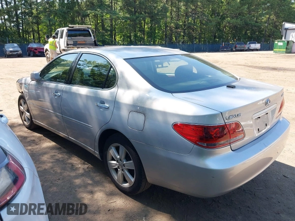 2005 Lexus ES 350 with VIN JTHBA30G555115593, listed as a IAAI auction lot 42515583 with 349,236 mi miles and . Bid and sale history available at DreamBid. Image 3.
