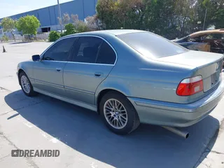 2003 BMW 5 Series 530iA with VIN WBADT63413CK33315, listed as a IAAI auction lot 42064612 with 205,426 mi miles. Bid and sale history available at carsss.com. Image 3.