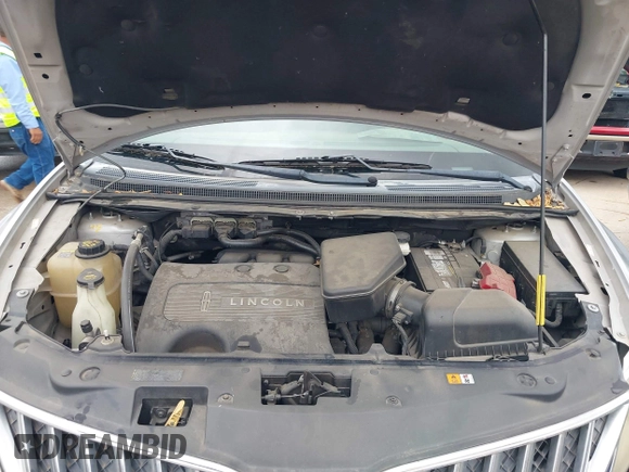 2012 Lincoln MKX with VIN 2LMDJ6JK2CBL02376, listed as a IAAI auction lot 41917378 with 259,987 mi miles. Bid and sale history available at carsss.com. Image 10.