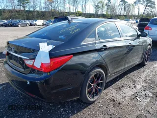 2011 Hyundai Sonata GLS with VIN 5NPEB4AC3BH188549, listed as a IAAI auction lot 42142122 with Not Provided miles and . Bid and sale history available at carsss.com. Image 4.