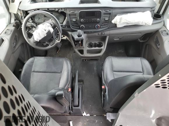2020 Ford Transit Cargo with VIN 1FTBR1XG8LKA24935, listed as a Copart auction lot 39563524 with Not Provided miles and Non Repairable. Bid and sale history available at DreamBid. Image 8.