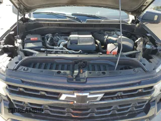 2023 Chevrolet Silverado 1500 RST with VIN 1GCUDEE82PZ183568, listed as a Copart auction lot 52950225 with 33,151 mi miles and Clean Title. Bid and sale history available at DreamBid. Image 11.