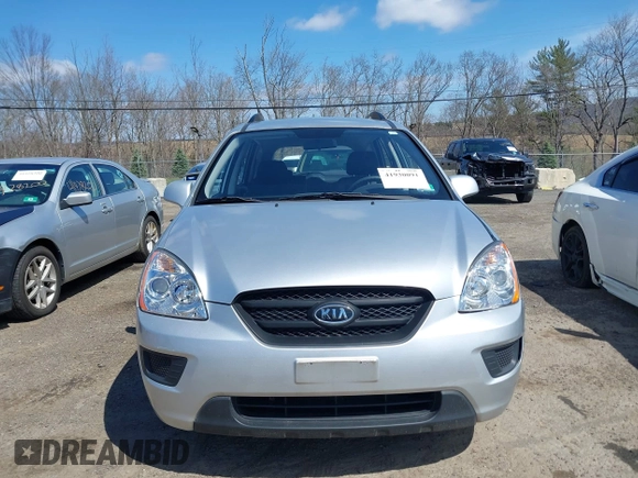 2009 Kia Rondo LX with VIN KNAFG529297274333, listed as a IAAI auction lot 41930091 with 45,960 mi miles. Bid and sale history available at carsss.com. Image 12.