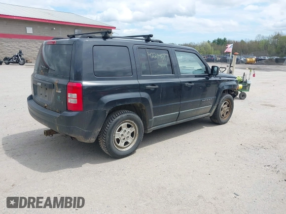 2011 Jeep Patriot Sport with VIN 1J4NT1GA4BD219602, listed as a IAAI auction lot 42214677 with 211,725 mi miles and . Bid and sale history available at carsss.com. Image 4.