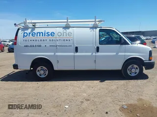 2015 Chevrolet Express Cargo with VIN 1GCWGFCF5F1287900, listed as a IAAI auction lot 42158192 with 203,632 mi miles. Bid and sale history available at carsss.com. Image 13.