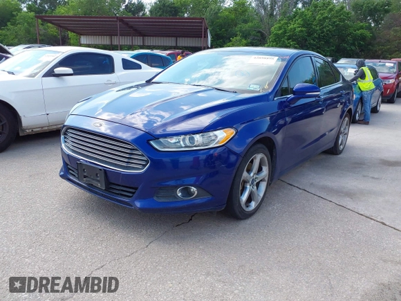 2013 Ford Fusion SE with VIN 3FA6P0H76DR387981, listed as a IAAI auction lot 42058898 with 176,868 mi miles. Bid and sale history available at carsss.com. Image 2.