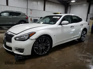 2019 Infiniti Q70 Luxe with VIN JN1BY1AR0KM585603, listed as a Copart auction lot 60259855 with 46,768 mi miles and Salvage title. Bid and sale history available at DreamBid. Image 1.