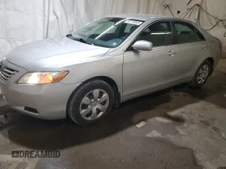 2008 Toyota Camry LE z VIN 4T1BE46K68U251714, wystawiony jako Copart lot #58719955 z przebiegiem 216 908 mil mil oraz Szkoda całkowita • Salvage title. Historia ofert i sprzedaży dostępna na DreamBid. Obrazek 1.