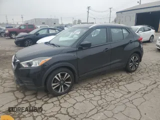 2020 Nissan Kicks SV z VIN 3N1CP5CV1LL505312, wystawiony jako Copart lot #55481395 z przebiegiem 92 437 mil mil oraz Szkoda całkowita • Salvage title. Historia ofert i sprzedaży dostępna na DreamBid. Obrazek 1.