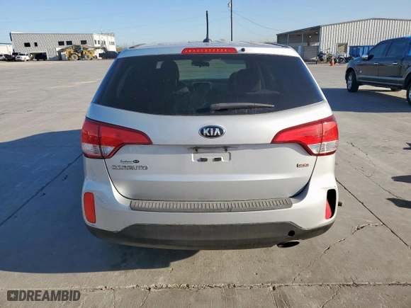 2015 Kia Sorento LX with VIN 5XYKT3A61FG591592, listed as a Copart auction lot 49106075 with 245,495 mi miles and Salvage Title. Bid and sale history available at carsss.com. Image 6.