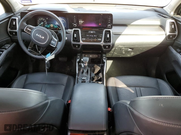 2023 Kia Sorento SX z VIN 5XYRK4LF9PG215910, wystawiony jako Copart lot #49861025 z przebiegiem 25 007 mil mil oraz Szkoda całkowita • Salvage title. Historia ofert i sprzedaży dostępna na DreamBid. Obrazek 8.