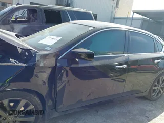 2018 Nissan Altima 2.5 SR with VIN 1N4AL3AP4JC284490, listed as a IAAI auction lot 41795563 with 112,936 mi miles. Bid and sale history available at carsss.com. Image 14.