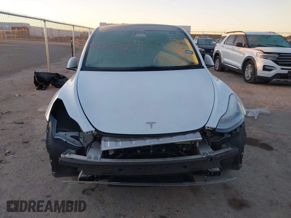 2023 Tesla Model Y Long Range z VIN 7SAYGDEE6PA061228, wystawiony jako IAAI lot #41371547 z przebiegiem 25 121 mil mil oraz . Historia ofert i sprzedaży dostępna na DreamBid. Obrazek 12.