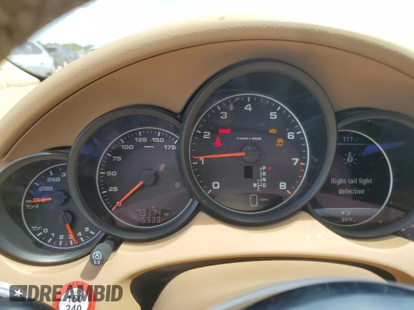 2016 Porsche Cayenne z VIN WP1AA2A22GKA11334, wystawiony jako Copart lot #55961845 z przebiegiem 73 174 mil mil oraz Szkoda całkowita • Salvage title. Historia ofert i sprzedaży dostępna na DreamBid. Obrazek 9.