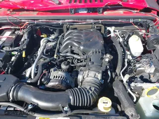 2015 Jeep Wrangler Sport with VIN 1C4AJWAG3FL606500, listed as a IAAI auction lot 40596072 with 110,344 mi miles. Bid and sale history available at carsss.com. Image 10.