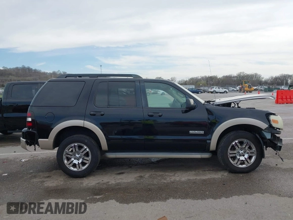 2008 Ford Explorer Eddie Bauer with VIN 1FMEU64E48UA79367, listed as a IAAI auction lot 41807919 with 211,458 mi miles. Bid and sale history available at carsss.com. Image 14.