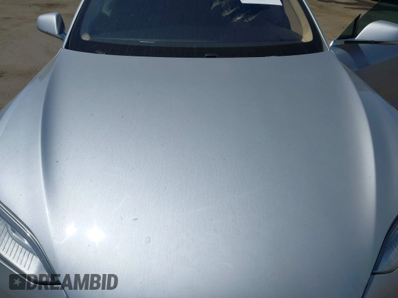 2013 Tesla Model S with VIN 5YJSA1CN5DFP11381, listed as a IAAI auction lot 42087803 with 146,818 mi miles and . Bid and sale history available at DreamBid. Image 10.