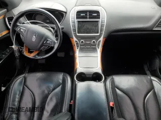 2016 Lincoln MKX Reserve z VIN 2LMTJ8LR6GBL21763, wystawiony jako Copart lot #52076805 z przebiegiem 151 418 mil mil oraz Szkoda całkowita • Salvage title. Historia ofert i sprzedaży dostępna na DreamBid. Obrazek 8.