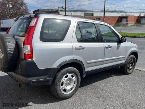 2006 Honda CR-V LX with VIN JHLRD685X6C019034, listed as a Copart auction lot 54324445 with 218,178 mi miles and Clean Title. Bid and sale history available at carsss.com. Image 4.