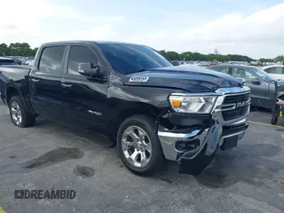 2019 Ram 1500 Big Horn z VIN 1C6RREFT3KN729876, wystawiony jako IAAI lot #41698975 z przebiegiem 34 713 mil mil oraz . Historia ofert i sprzedaży dostępna na DreamBid. Obrazek 1.