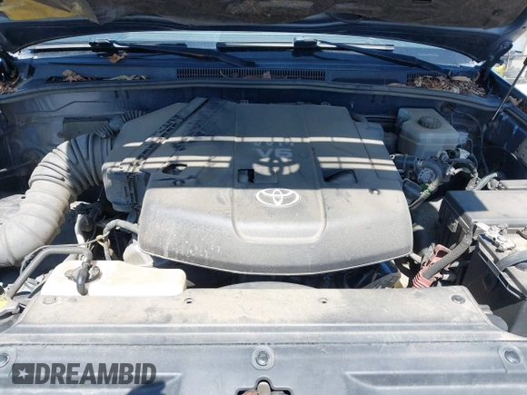 2004 Toyota 4Runner SR5 with VIN JTEBU14R940023936, listed as a IAAI auction lot 41991900 with 161,948 mi miles and . Bid and sale history available at DreamBid. Image 10.