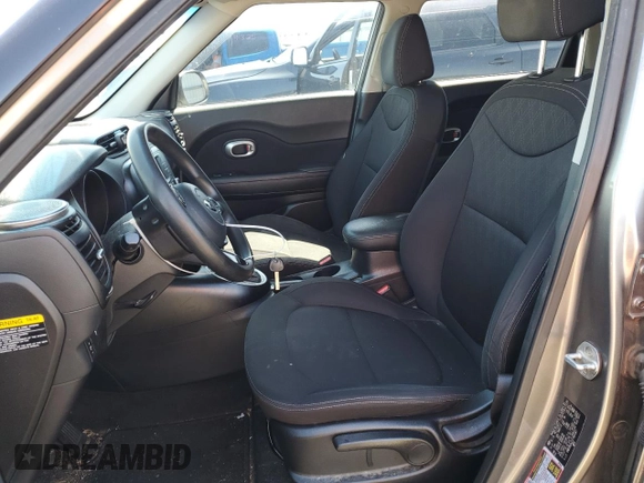 2018 Kia Soul with VIN KNDJN2A22J7587067, listed as a Copart auction lot 52005245 with 58,884 mi miles and Salvage Title. Bid and sale history available at DreamBid. Image 7.