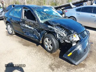 2003 Volkswagen Jetta GLS с VIN 3VWSK69M03M072519, выставлен на аукционе IAAI как лот 41812106 с пробегом Не указан миль и . История ставок и продаж доступна на DreamBid. Изображение 1.