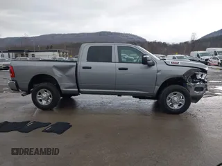 2024 Ram 2500 Tradesman with VIN 3C6UR5CJ2RG315276, listed as a IAAI auction lot 41570729 with 137 mi miles. Bid and sale history available at carsss.com. Image 13.