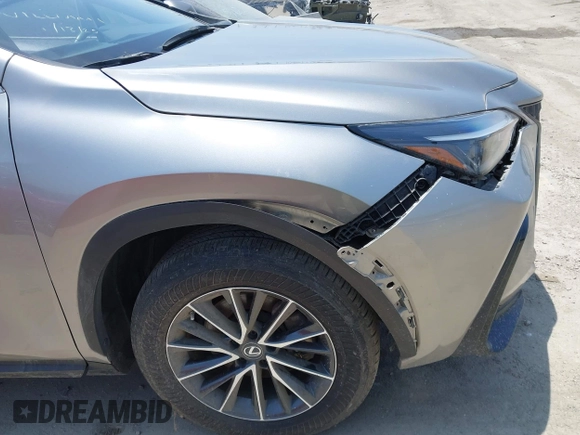 2022 Lexus NX 350 Premium z VIN 2T2GGCEZ1NC008202, wystawiony jako IAAI lot #42438898 z przebiegiem 14 729 mil mil oraz . Historia ofert i sprzedaży dostępna na DreamBid. Obrazek 6.