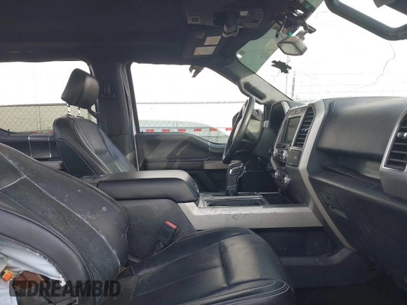2019 Ford F-150 XL with VIN 1FTEW1E53KKE13293, listed as a IAAI auction lot 41449185 with 68,215 mi miles. Bid and sale history available at carsss.com. Image 5.