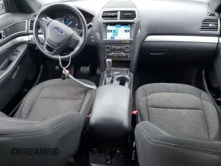 2017 Ford Explorer XLT with VIN 1FM5K7D81HGE13097, listed as a Copart auction lot 55858215 with 98,032 mi miles and Salvage title. Bid and sale history available at DreamBid. Image 8.