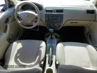 2006 Ford Focus S с VIN 1FAFP34N86W242740, выставлен на аукционе Copart как лот 59131295 с пробегом 119 127 миль миль и Списание • Salvage title. История ставок и продаж доступна на DreamBid. Изображение 8.