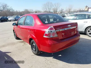 2010 Chevrolet Aveo 1LT with VIN KL1TD5DE9AB119215, listed as a IAAI auction lot 41789265 with 157,438 mi miles and . Bid and sale history available at DreamBid. Image 3.