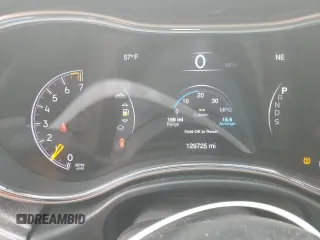 2014 Jeep Grand Cherokee Limited with VIN 1C4RJFBG5EC413782, listed as a Copart auction lot 53031335 with 129,725 mi miles and Salvage Title. Bid and sale history available at carsss.com. Image 9.