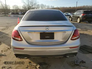 2018 Mercedes-Benz E 300 с VIN WDDZF4KBXJA385404, выставлен на аукционе Copart как лот 48992845 с пробегом 134 552 миль миль и На запчасти • Non repairable. История ставок и продаж доступна на DreamBid. Изображение 6.