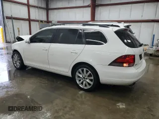 2010 Volkswagen Jetta SE with VIN 3VWTX7AJ8AM685028, listed as a Copart auction lot 83465474 with 99,943 mi miles and Salvage title. Bid and sale history available at DreamBid. Image 2.