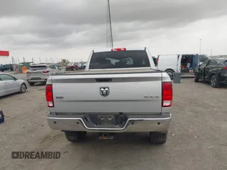 2015 Ram 2500 Tradesman z VIN 3C6UR5CL7FG557414, wystawiony jako IAAI lot #41829862 z przebiegiem 106 106 mil mil oraz . Historia ofert i sprzedaży dostępna na DreamBid. Obrazek 16.