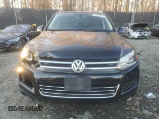 2013 Volkswagen Touareg Lux with VIN WVGEF9BP1DD001025, listed as a Copart auction lot 83784314 with 205,871 mi miles and Salvage Title. Bid and sale history available at DreamBid. Image 5.