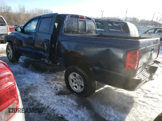 2005 Dodge Dakota SLT with VIN 1D7HE48K15S293667, listed as a Copart auction lot 45921785 with 258,052 mi miles and Non Repairable. Bid and sale history available at DreamBid. Image 2.
