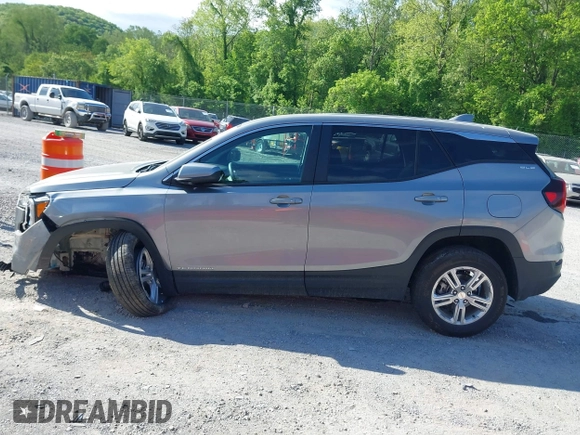 2024 GMC Terrain SLE z VIN 3GKALMEG7RL293411, wystawiony jako IAAI lot #42212636 z przebiegiem 21 429 mil mil oraz . Historia ofert i sprzedaży dostępna na DreamBid. Obrazek 14.