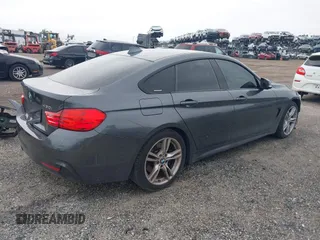2017 BMW 4 Series 430i z VIN WBA4F7C57HG786475, wystawiony jako IAAI lot #42619080 z przebiegiem 88 784 mil mil oraz . Historia ofert i sprzedaży dostępna na DreamBid. Obrazek 4.
